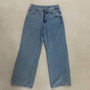 Women's Straight Leg Jeans in Blue